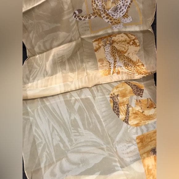 Salvatore Ferragamo Animal Print Silk Scarf- 61”x16.5” 🐆🔥 - Picture 17 of 17